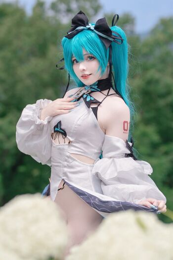 Saya Scarlet