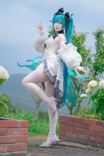 Saya Scarlet