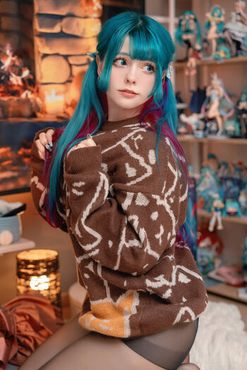 Saya Scarlet