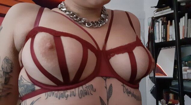 Full leaked Selena holmes private onlyfans photo