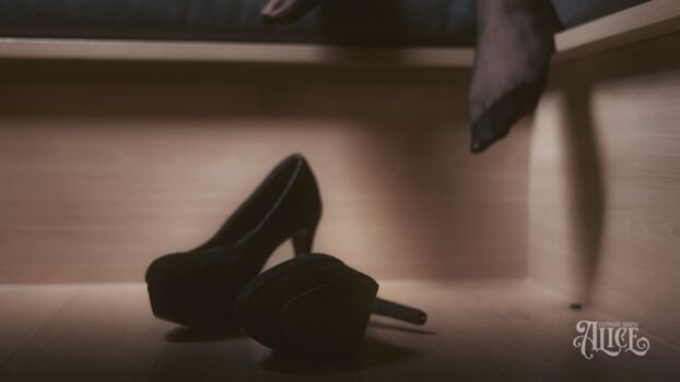 Senpai Alice
