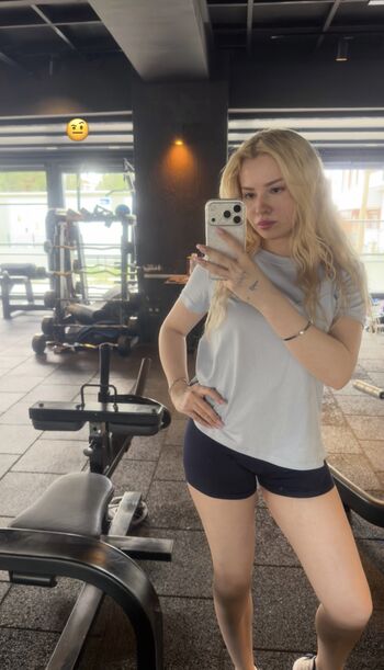Sesira Asmr