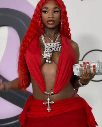 Full leaked Sexxy red  page private onlyfans photo