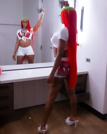 Full leaked Sexxy red  page private onlyfans photo