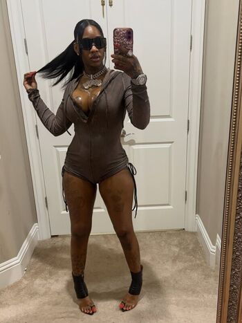 Full leaked Sexxy red  page private onlyfans photo