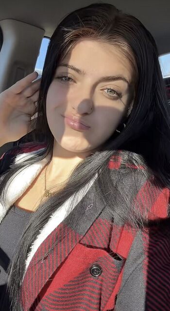Shaniamarie03