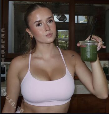 Full leaked Sheila gradascevic page private onlyfans photo