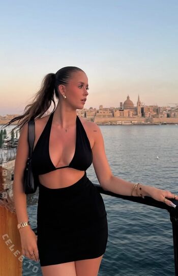 Full leaked Sheila gradascevic private onlyfans photo