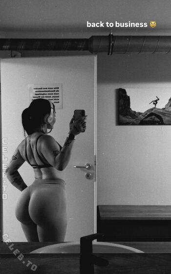 Full leaked Sinarwtz page private onlyfans photo
