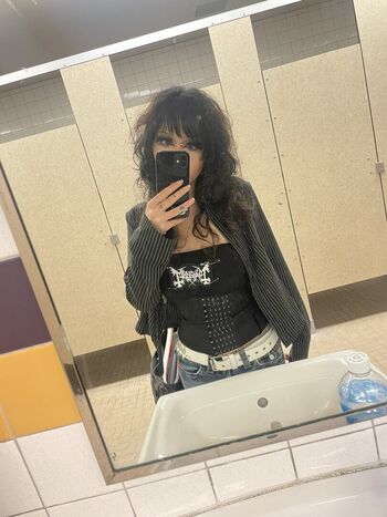 Full leaked Slump private onlyfans photo