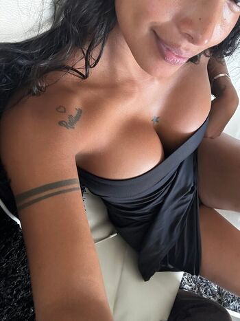 Full leaked Sofialeon private onlyfans photo