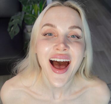 Full leaked Sofie skye private onlyfans photo
