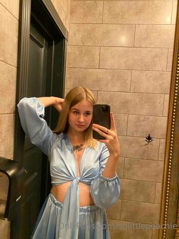 Full leaked Solittlepeachie private onlyfans photo