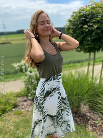 Full leaked Soluna private onlyfans photo