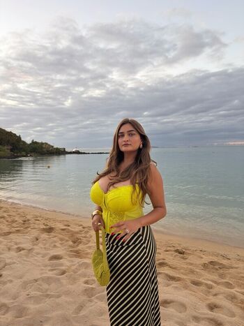 Full leaked Sonali malhotraa private onlyfans photo