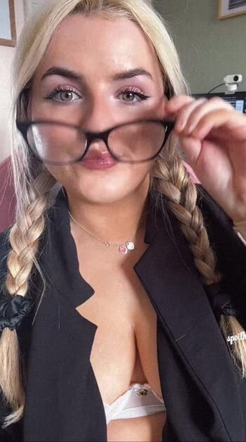 Full leaked Spoilhan private onlyfans photo