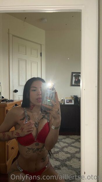 Full leaked Star page private onlyfans photo