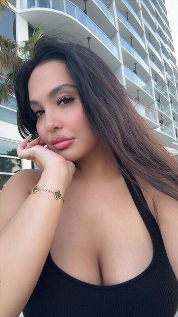 Stella Hudgens