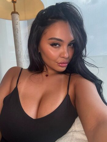 Stella Hudgens