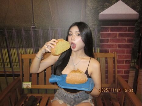 Stephanie Chua
