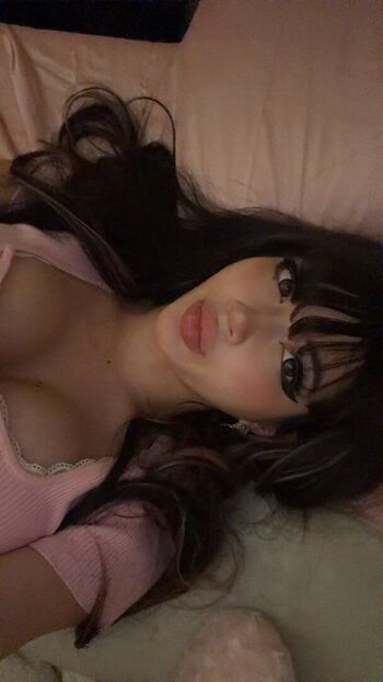 Full leaked Strawbarizz private onlyfans photo
