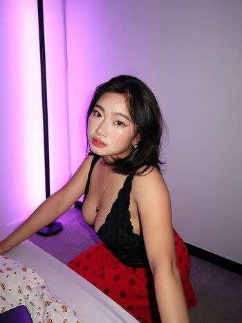 strawbeary_th