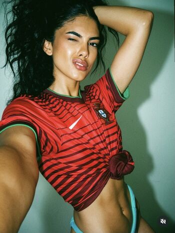 Suraya Rose Santos