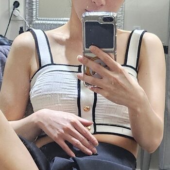 Full leaked Suyeoniiii private onlyfans photo