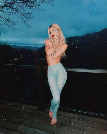 Full leaked Sweetdistortion private onlyfans photo