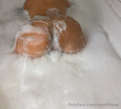 Full leaked Sweetfridap private onlyfans photo