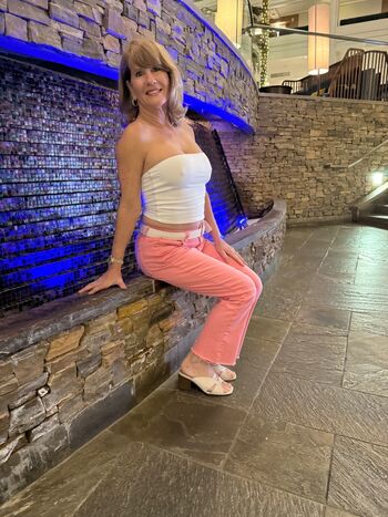 Full leaked Sweetpeachesrn private onlyfans photo
