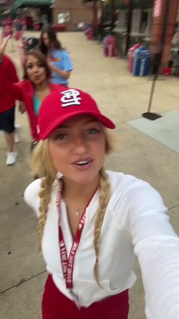 Sydney Thomas