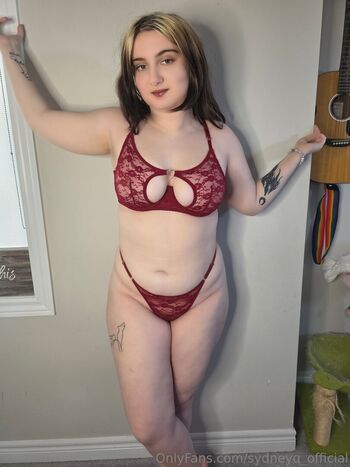 Full leaked Sydneyq private onlyfans photo