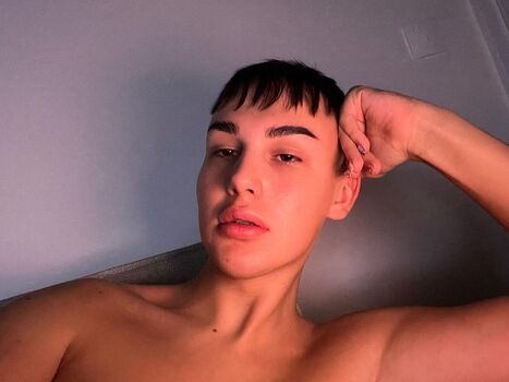 Full leaked Tade kubnka private onlyfans photo