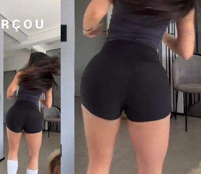 Taina Costa