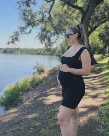 Full leaked Tayloraoude private onlyfans photo