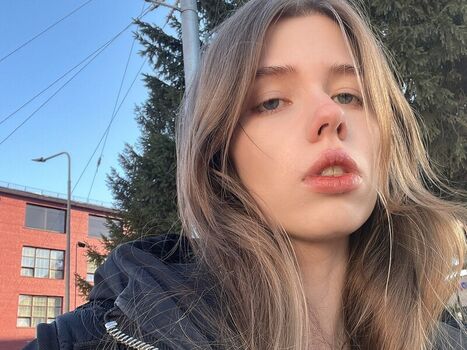 Full leaked Carlotta rey/ private onlyfans photo