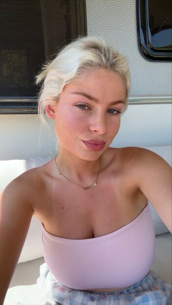 ThatYoungBlonde