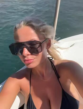 ThatYoungBlonde