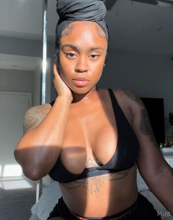 therealbombshell_mint