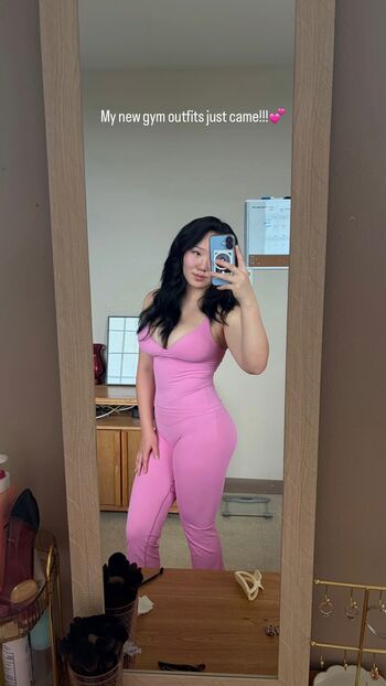 Thick Asian Women