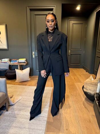 Tia Mowry