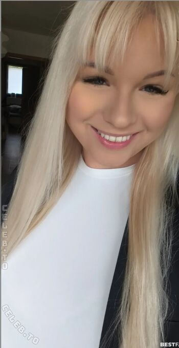 Full leaked Tina typicaltinaa private onlyfans photo