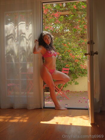 Full leaked Tiny dianne private onlyfans photo