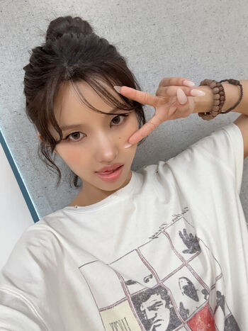 tiny.pretty.j