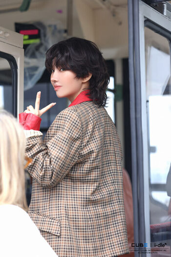 tiny.pretty.j