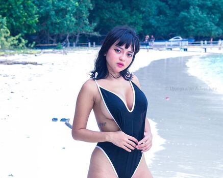 Full leaked Tinyasianoppy private onlyfans photo