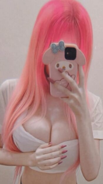 Full leaked Turkish petite girl private onlyfans photo
