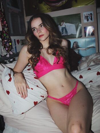 Full leaked Ughmollyy private onlyfans photo