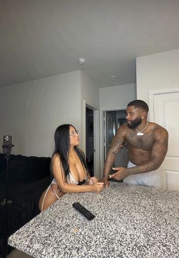 Full leaked Urfavleobaby private onlyfans photo